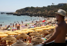 ইউরোপে ঘুরতে গিয়ে ‘অবাধ্য’ হলেই গুণতে হবে জরিমানা