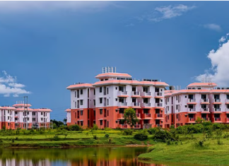 আসামে বাংলাদেশি শিক্ষার্থীদের দুই পক্ষের মধ্যে মারামারি, এক বছরের জন্য বহিষ্কার ৫