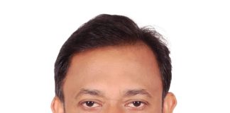 হেল্প ওয়ান ফাউন্ডেশনের চেয়ারম্যান প্রভাষক মোর্শেদ হোসেন ফেনী জেলায় কলেজ পর্যায়ে শ্রেষ্ঠ গুণী শিক্ষক নির্বাচিত হলেন।